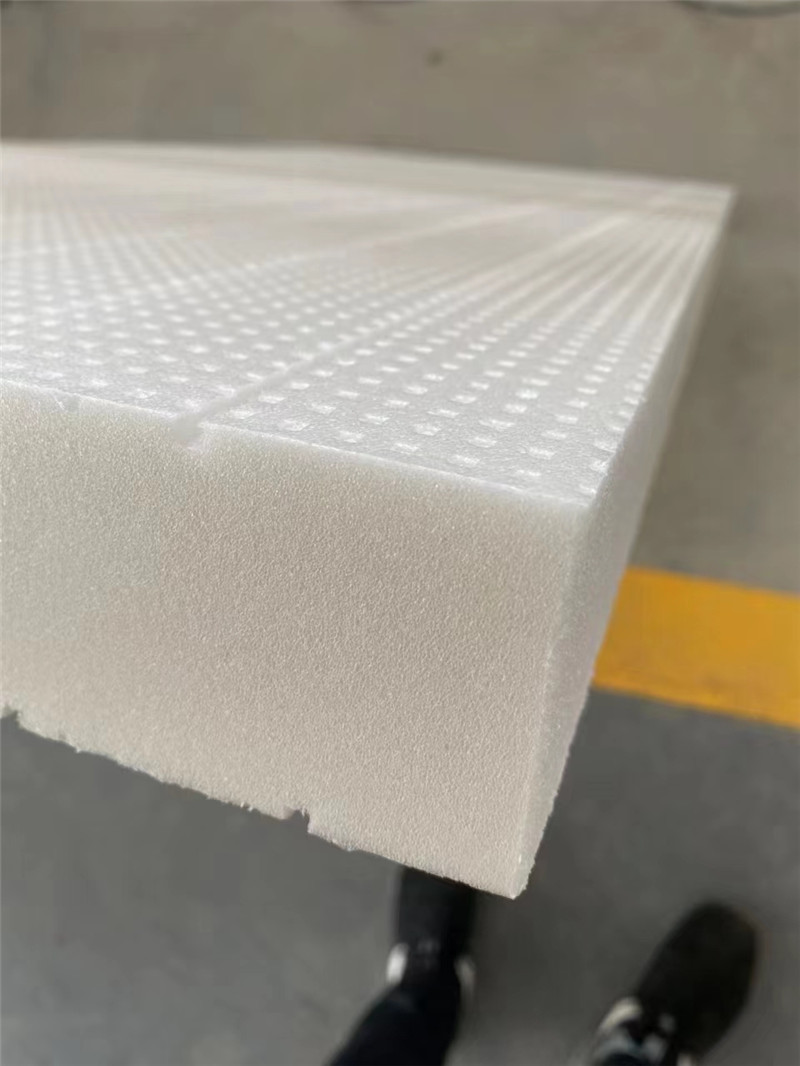 擠（jǐ）塑板